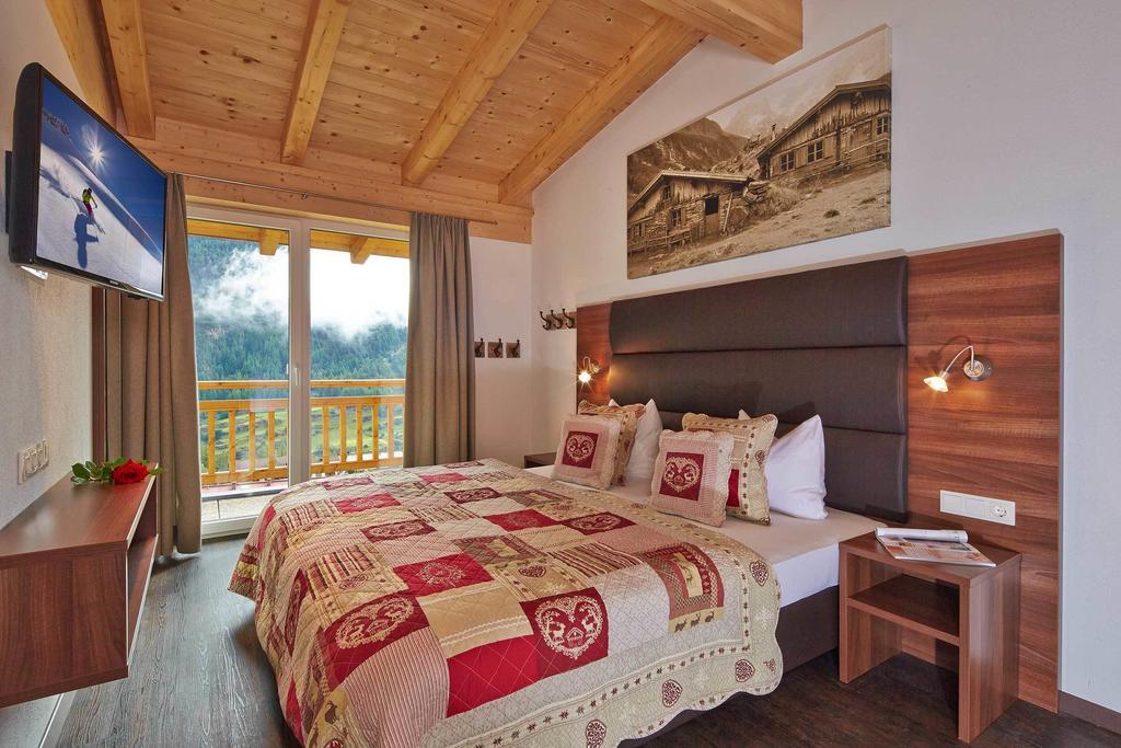 Alpen Diamond Penthouse & Apartment Solden Phòng bức ảnh